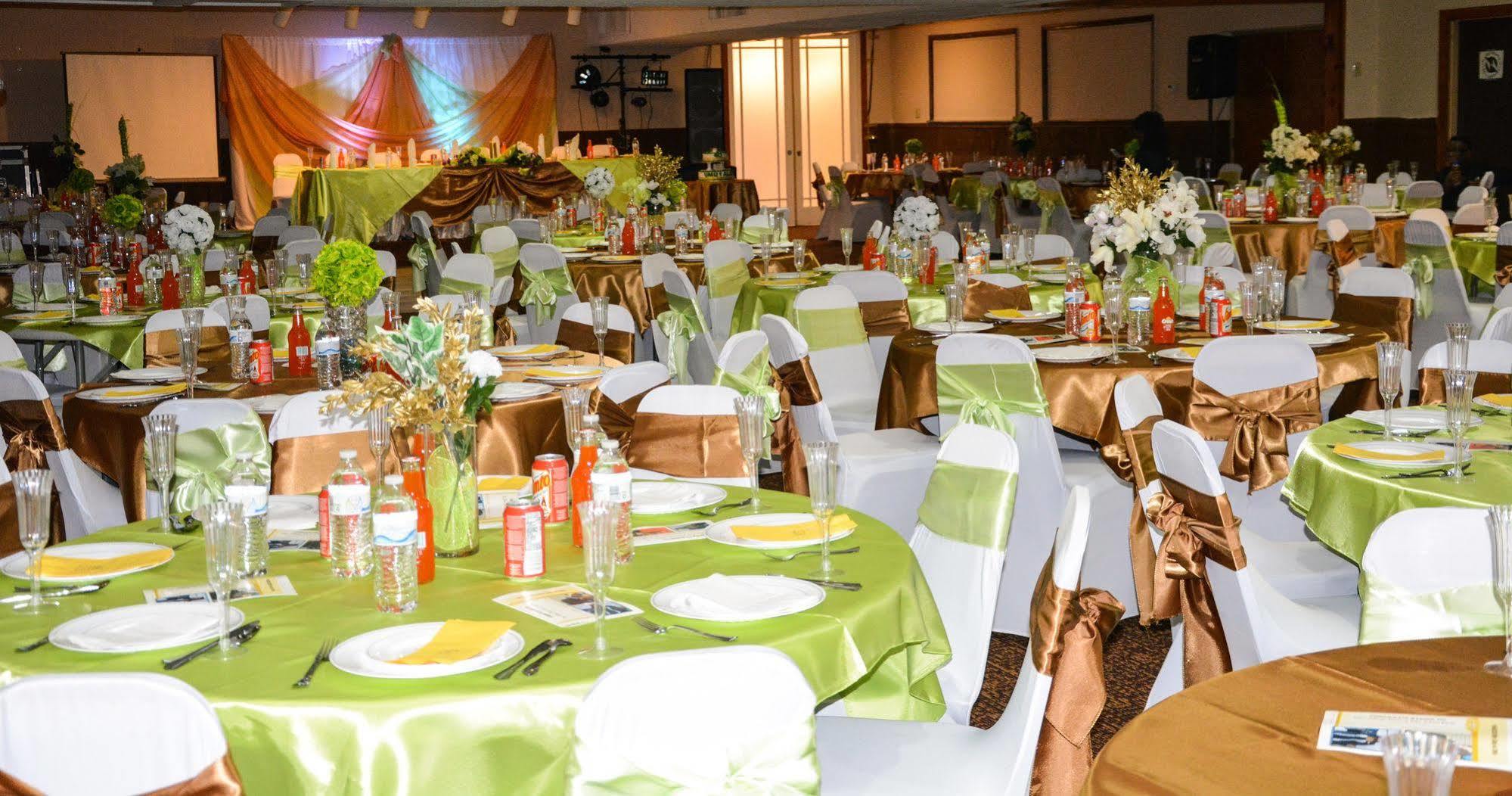 Columbus Grand Hotel & Banquet Center Экстерьер фото